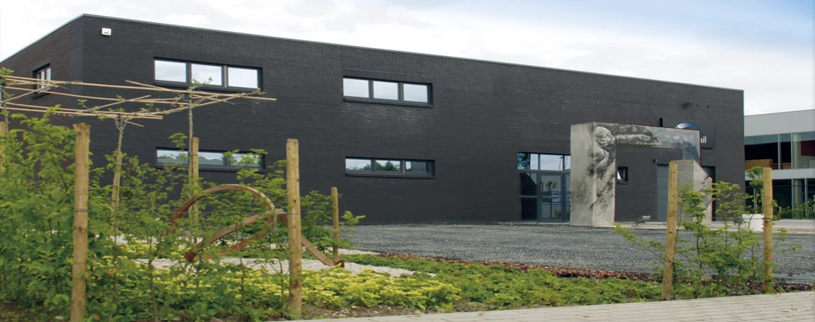 Bedrijfsgebouw van Manu-Mail in Lebbeke